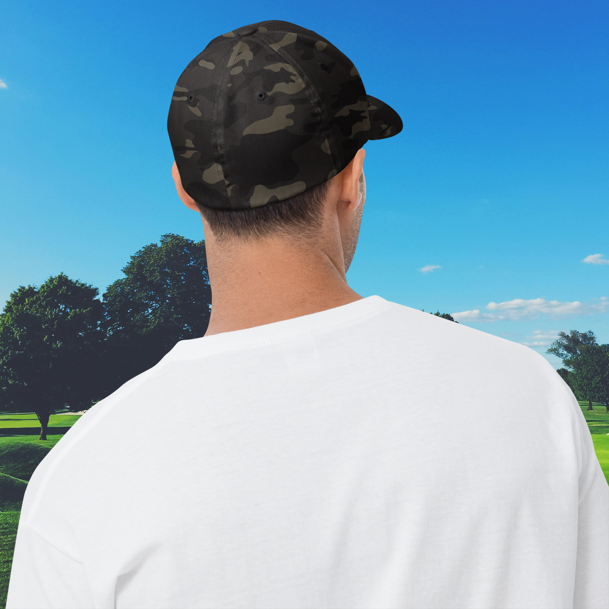 flexfit camo golf hat with golf club and ball flag stitching