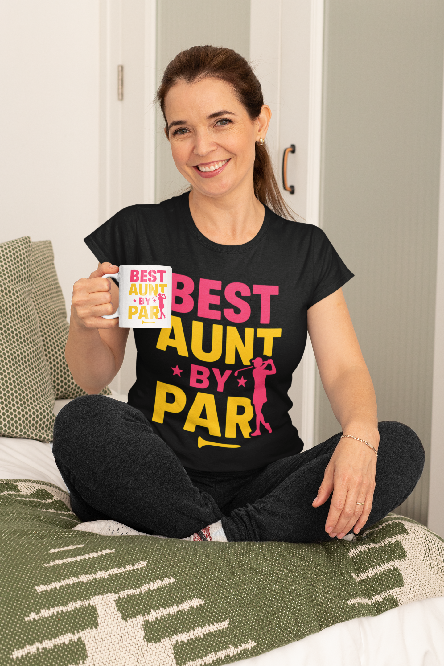 Funny golf aunt gift 11oz white ceramic mug best aunt by par graphic print
