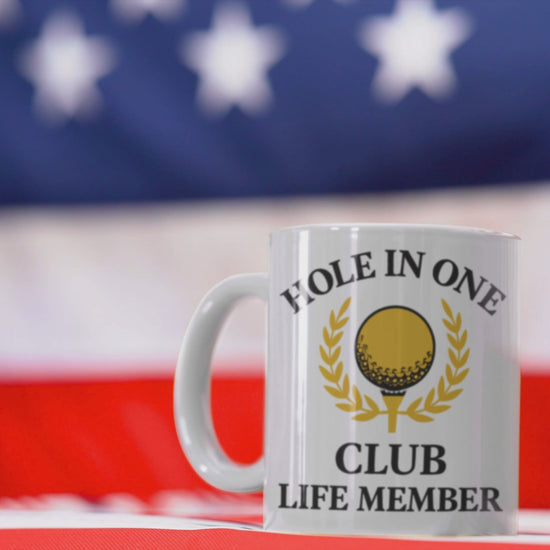 Elegant drinkware with championship-inspired golf design